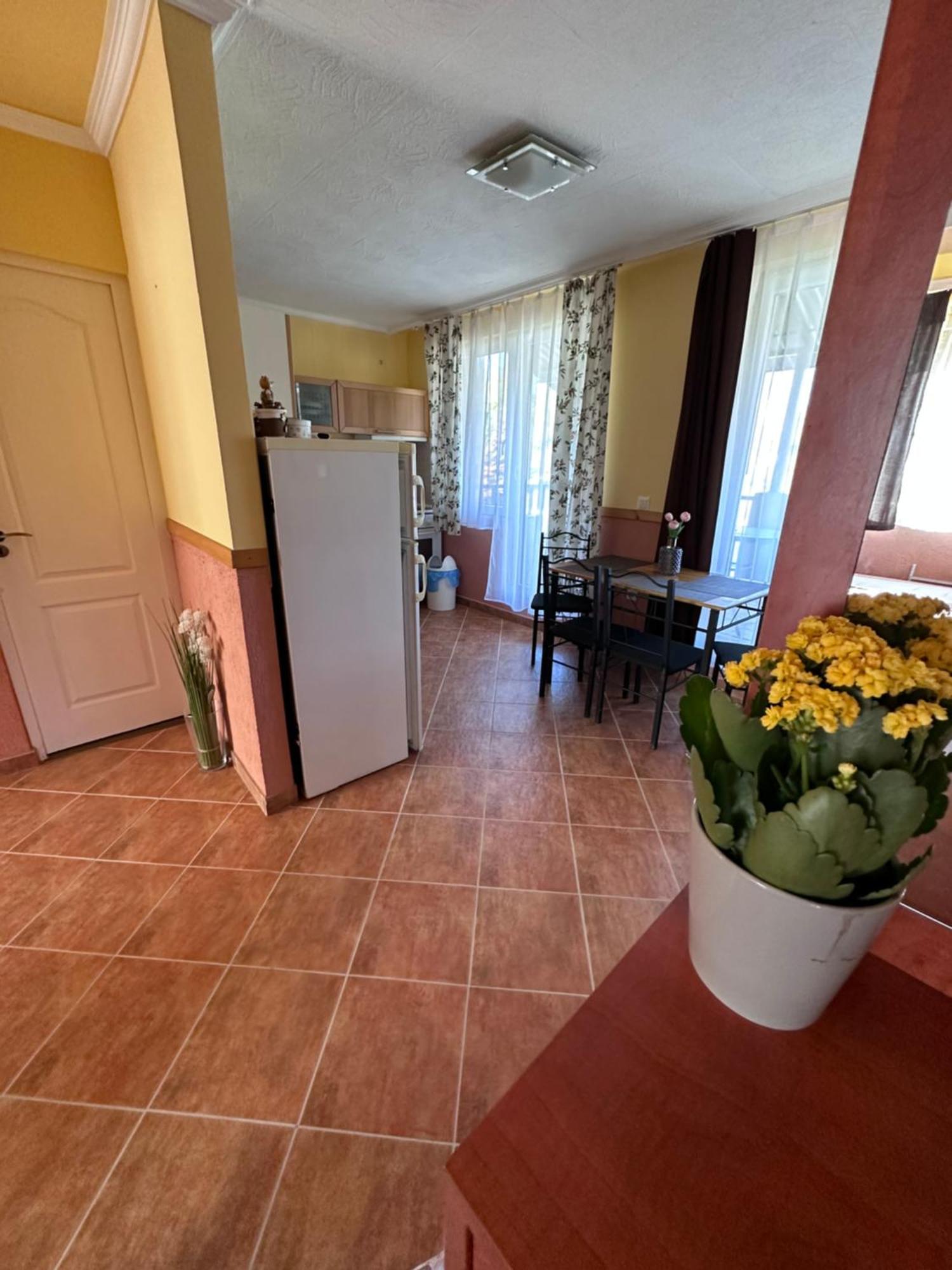 Aranyeso Apartman ไฮจ์ดุสโซบอสโล ภายนอก รูปภาพ