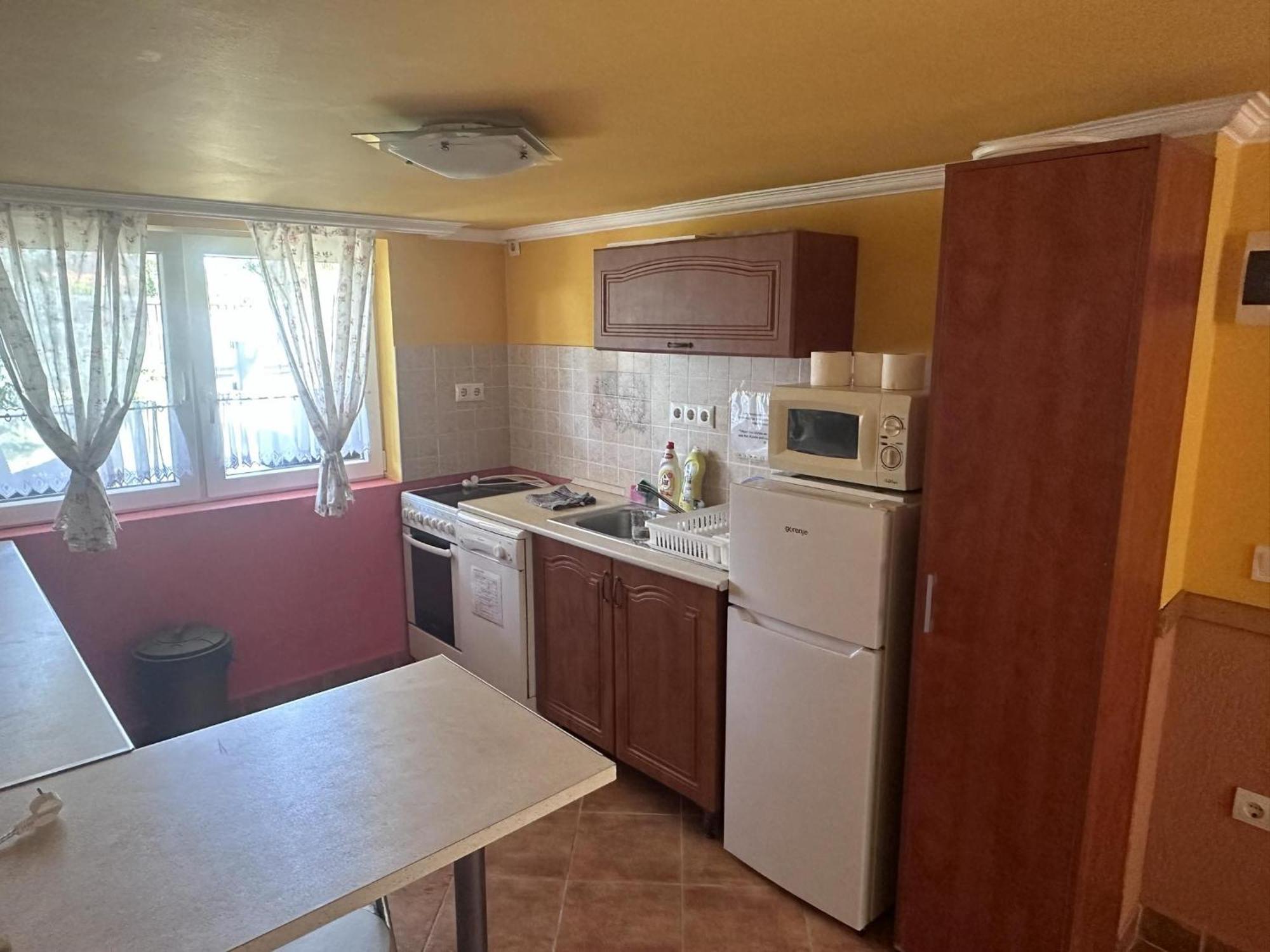 Aranyeso Apartman ไฮจ์ดุสโซบอสโล ภายนอก รูปภาพ