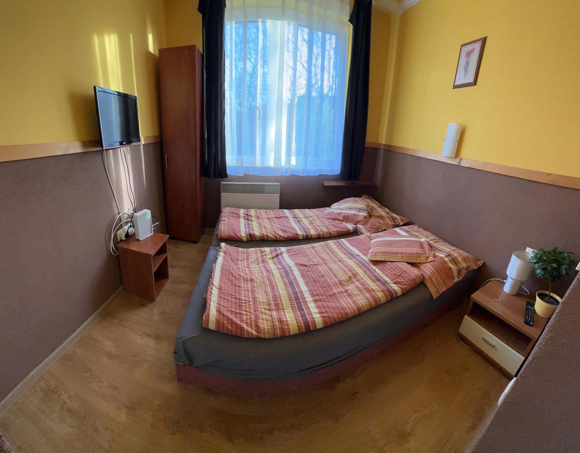 Aranyeso Apartman ไฮจ์ดุสโซบอสโล ภายนอก รูปภาพ